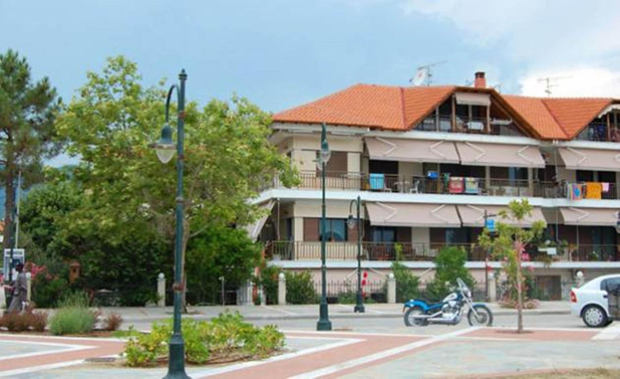Melachrini Apartments Vrasná الغرفة الصورة